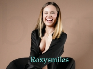 Roxysmiles